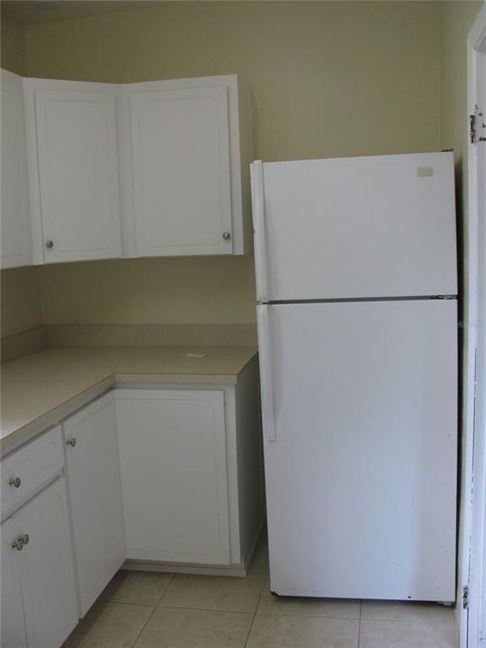 На продажу: $299,900 (3 спален, 2 ванн, 1422 Квадратных фут)