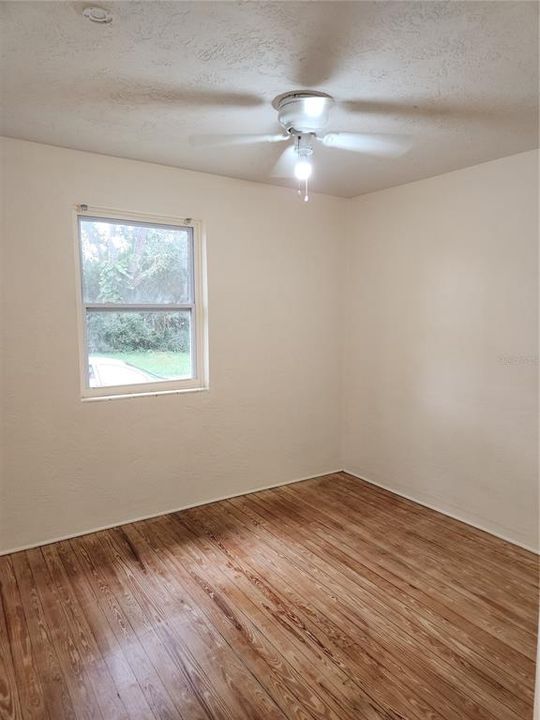 На продажу: $299,900 (3 спален, 2 ванн, 1422 Квадратных фут)