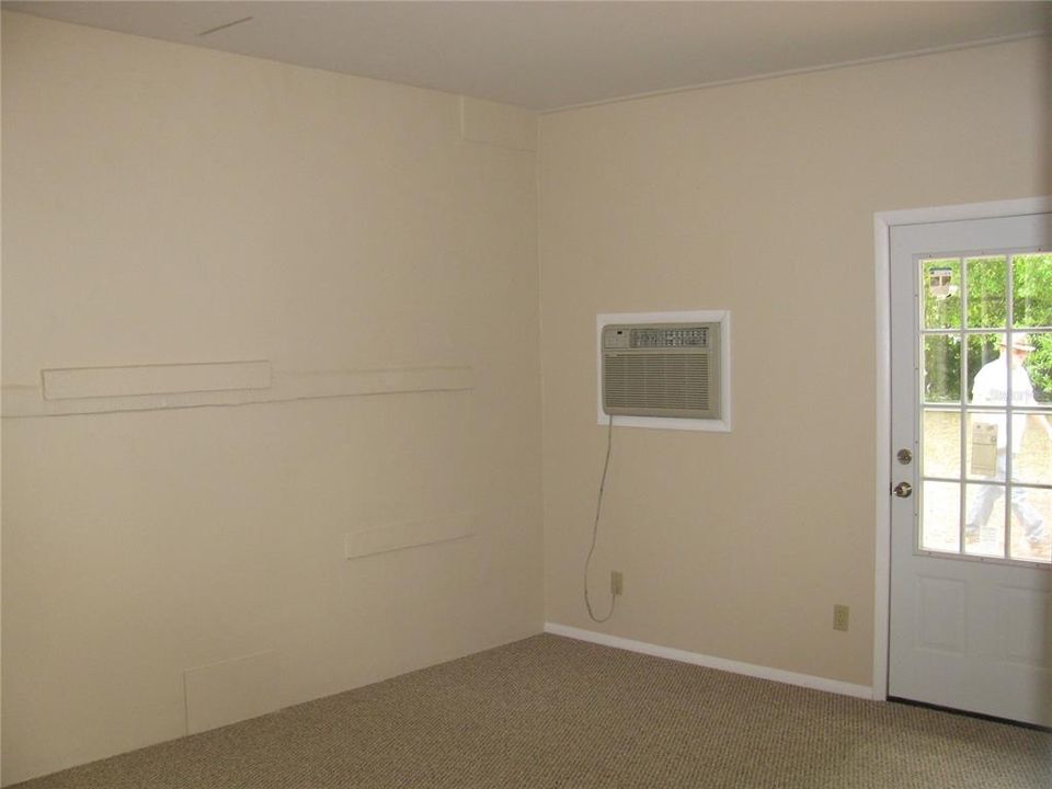 На продажу: $299,900 (3 спален, 2 ванн, 1422 Квадратных фут)