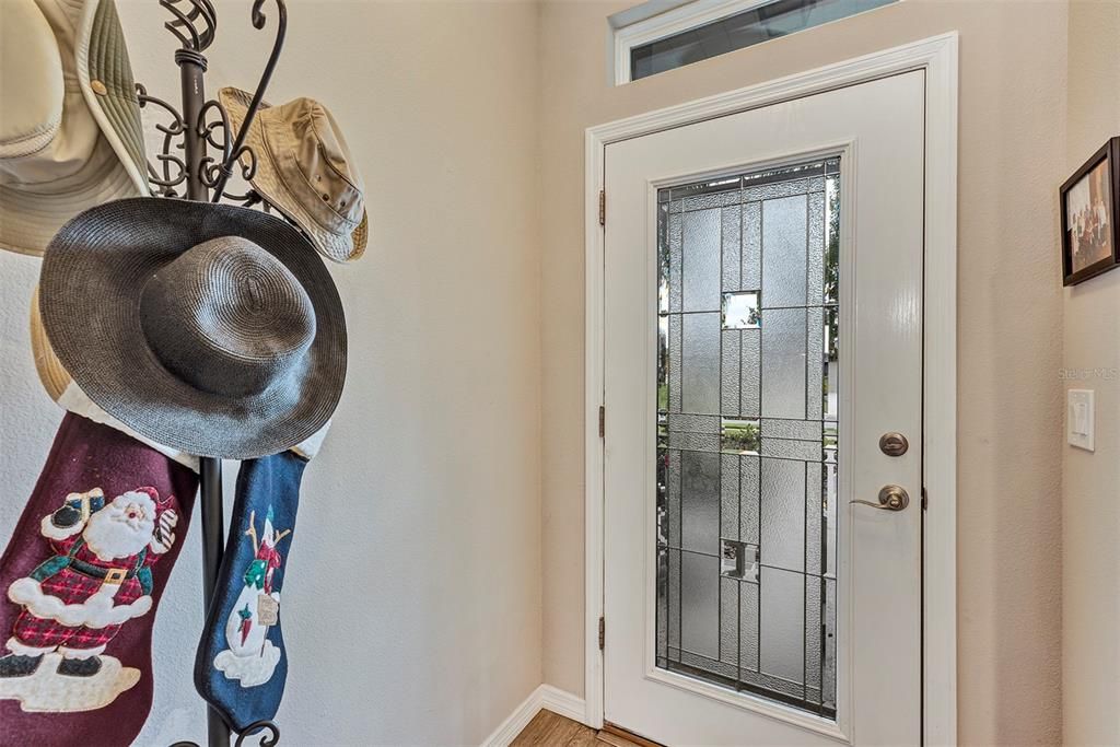 待售: $350,000 (3 贝兹, 2 浴室, 1710 平方英尺)