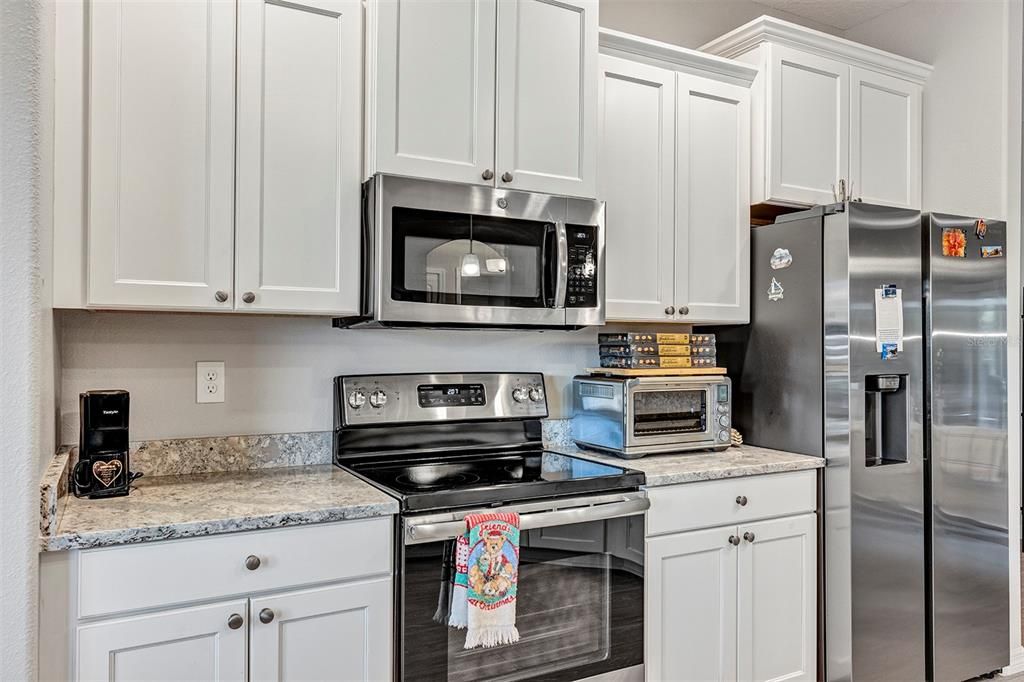 待售: $350,000 (3 贝兹, 2 浴室, 1710 平方英尺)