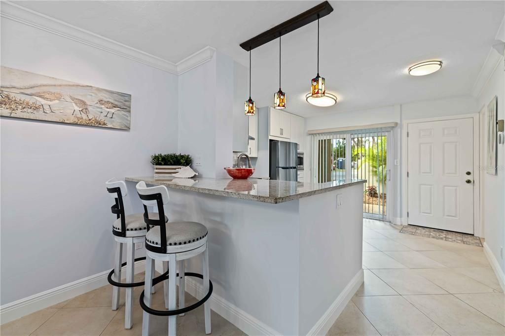 На продажу: $629,000 (2 спален, 2 ванн, 1173 Квадратных фут)