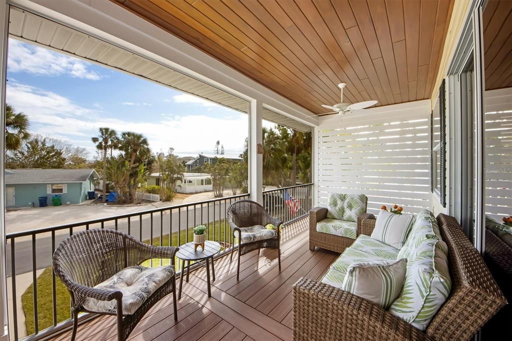 For Sale: $1,200,000 (3 beds, 2 baths, 1972 Square Feet)