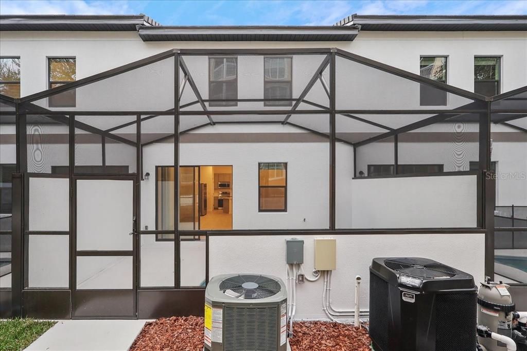 For Sale: $845,000 (5 beds, 5 baths, 1918 Square Feet)