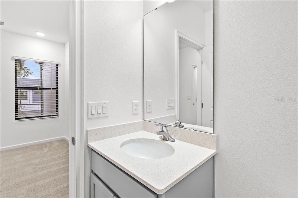 For Sale: $845,000 (5 beds, 5 baths, 1918 Square Feet)