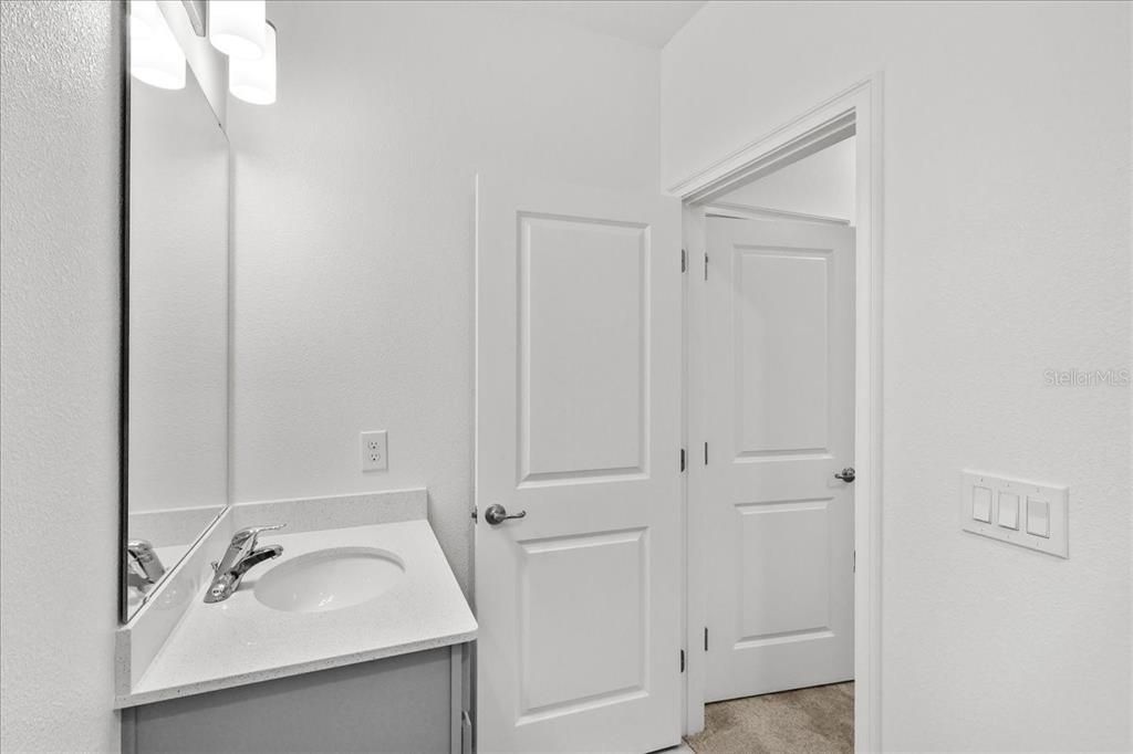 For Sale: $845,000 (5 beds, 5 baths, 1918 Square Feet)