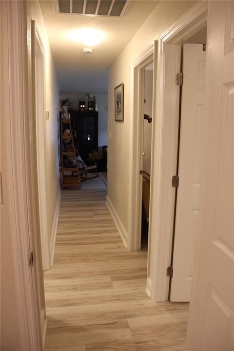 For Sale: $286,900 (3 beds, 2 baths, 1450 Square Feet)