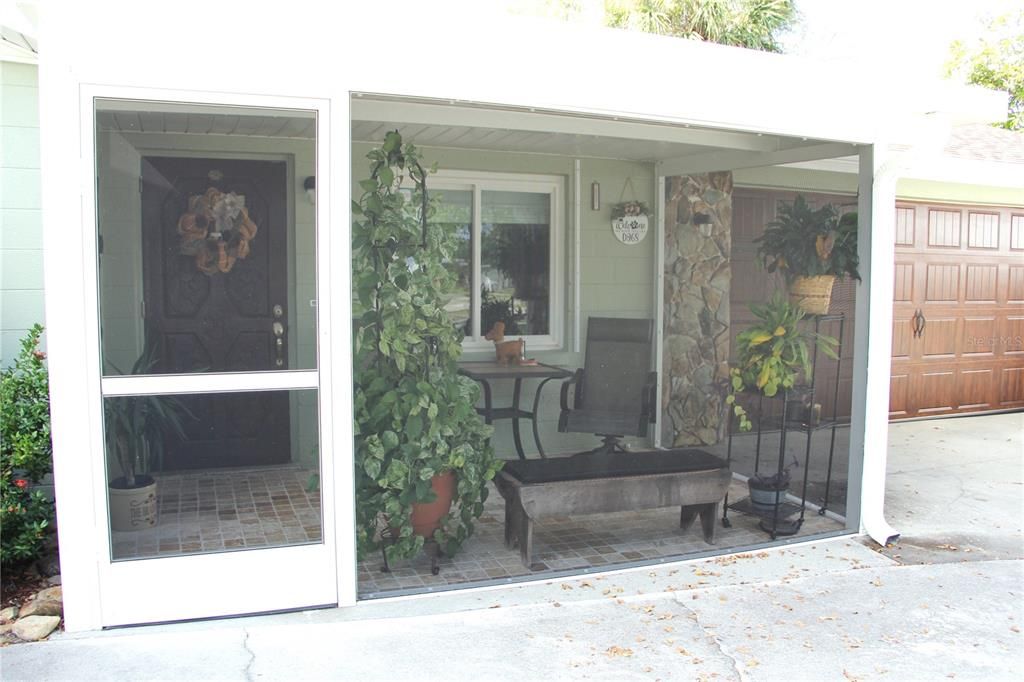 For Sale: $286,900 (3 beds, 2 baths, 1450 Square Feet)