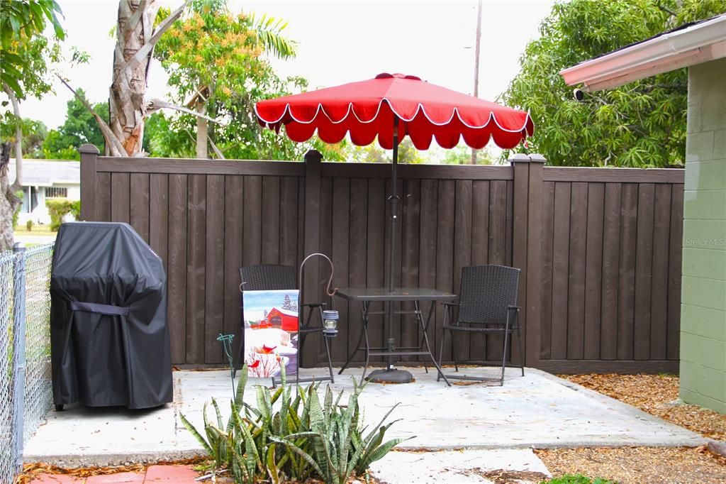 For Sale: $286,900 (3 beds, 2 baths, 1450 Square Feet)