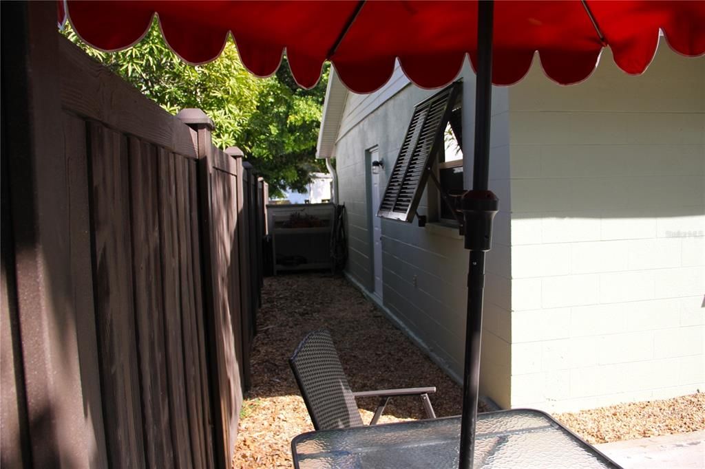 For Sale: $286,900 (3 beds, 2 baths, 1450 Square Feet)