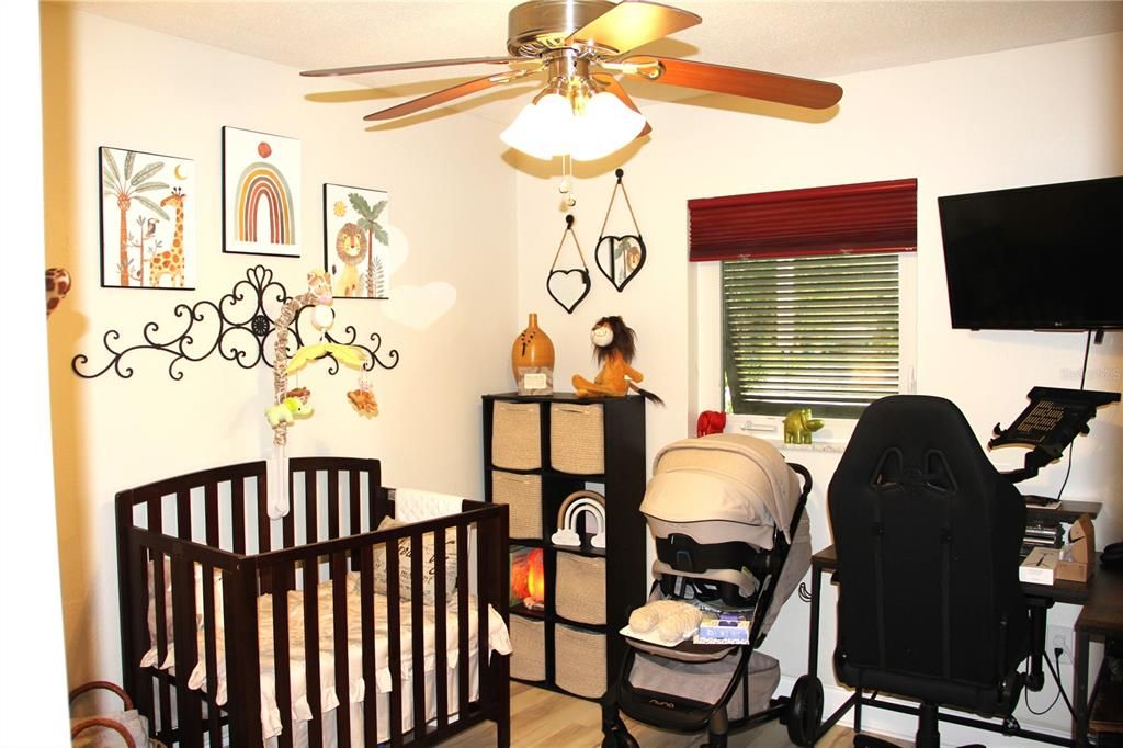 For Sale: $286,900 (3 beds, 2 baths, 1450 Square Feet)