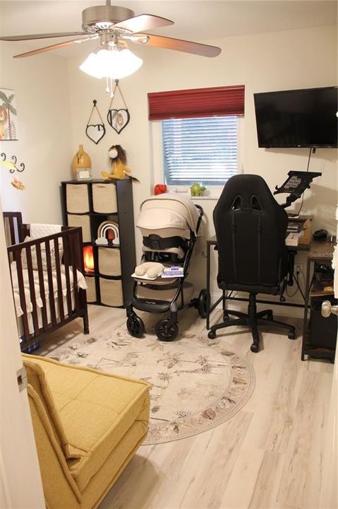 For Sale: $286,900 (3 beds, 2 baths, 1450 Square Feet)