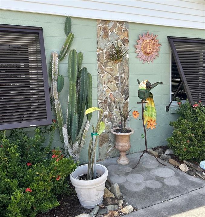 For Sale: $286,900 (3 beds, 2 baths, 1450 Square Feet)