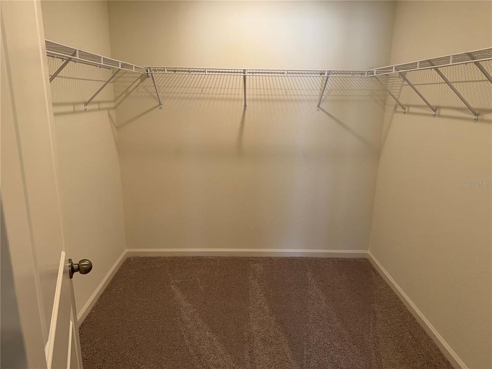 For Rent: $1,850 (3 beds, 2 baths, 1416 Square Feet)