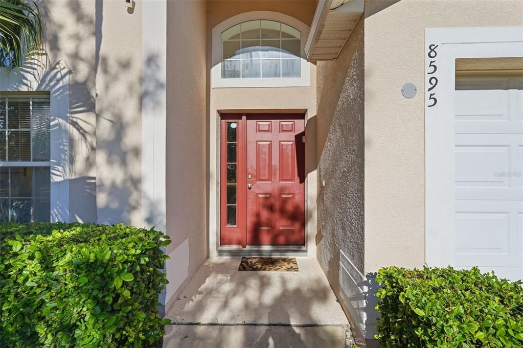 For Sale: $450,000 (5 beds, 3 baths, 1960 Square Feet)