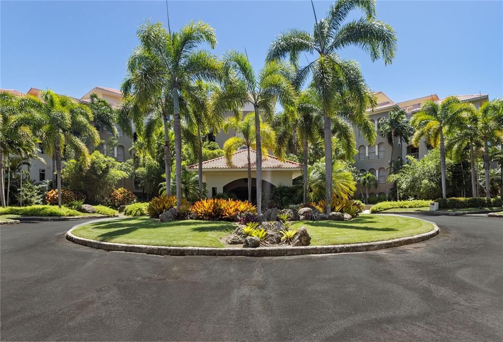 Active With Contract: $3,000,000 (3 beds, 3 baths, 1892 Square Feet)