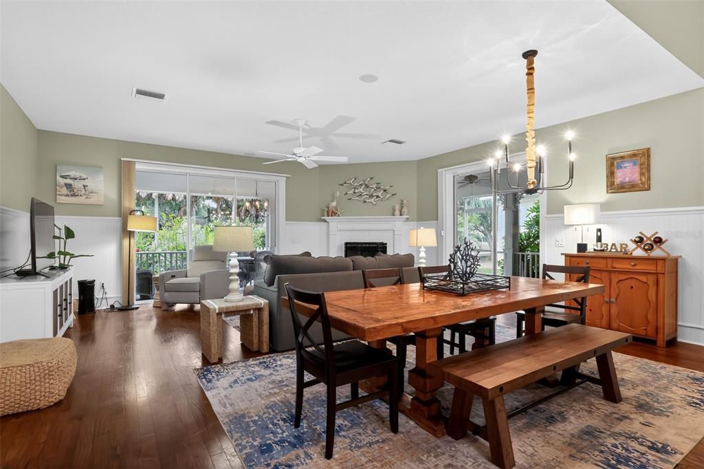 待售: $1,199,000 (2 贝兹, 2 浴室, 2525 平方英尺)