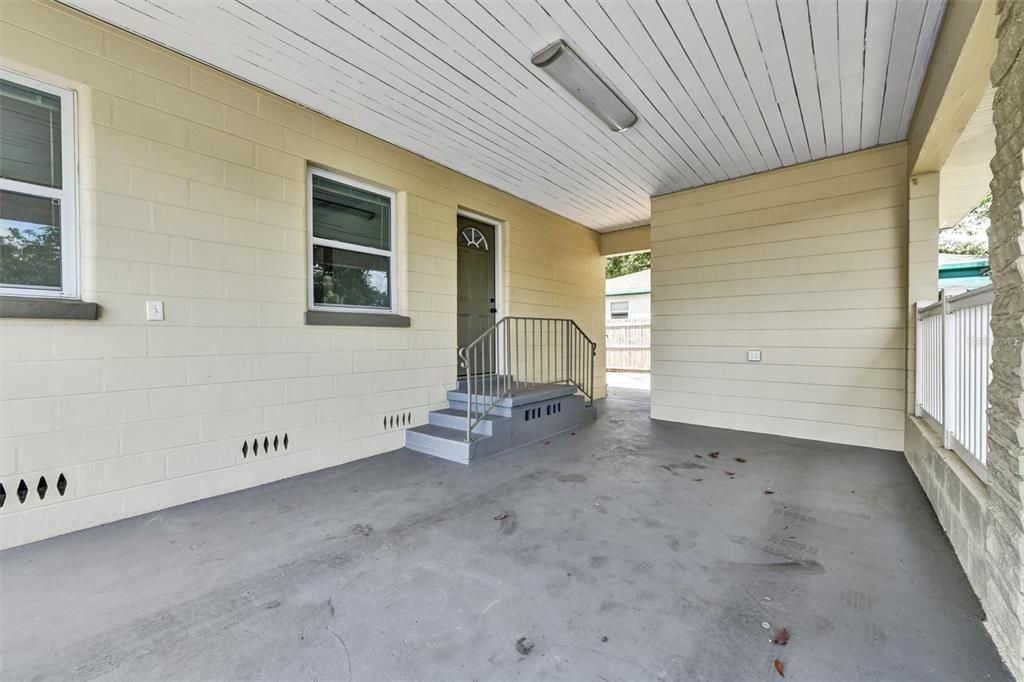 For Rent: $3,000 (4 beds, 2 baths, 1578 Square Feet)