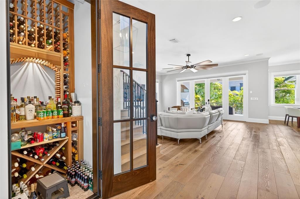 На продажу: $8,800,000 (5 спален, 5 ванн, 5071 Квадратных фут)