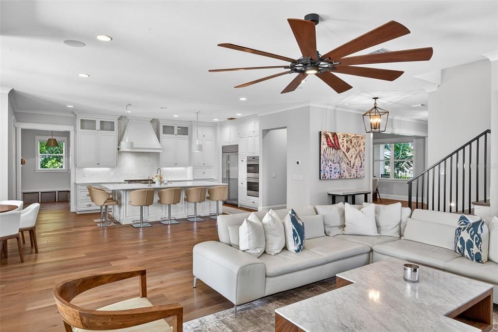 На продажу: $8,800,000 (5 спален, 5 ванн, 5071 Квадратных фут)