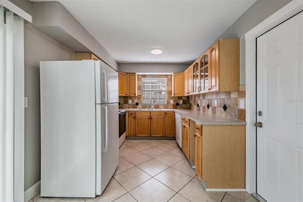 En Venta: $285,000 (2 camas, 1 baños, 893 Pies cuadrados)