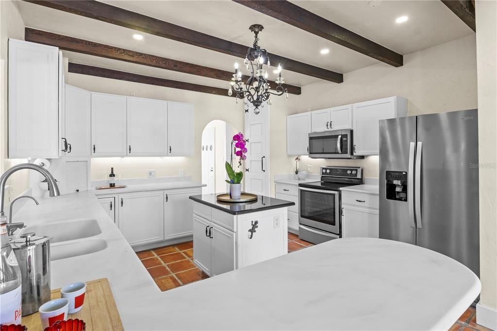 For Sale: $1,145,900 (3 beds, 2 baths, 2320 Square Feet)