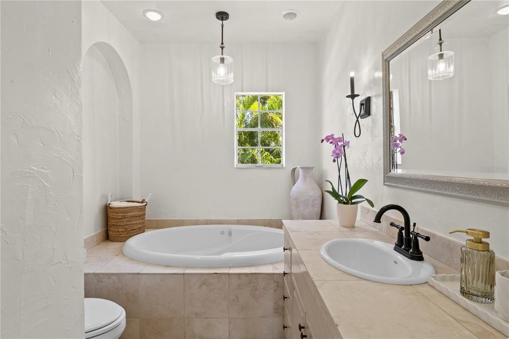 For Sale: $1,145,900 (3 beds, 2 baths, 2320 Square Feet)