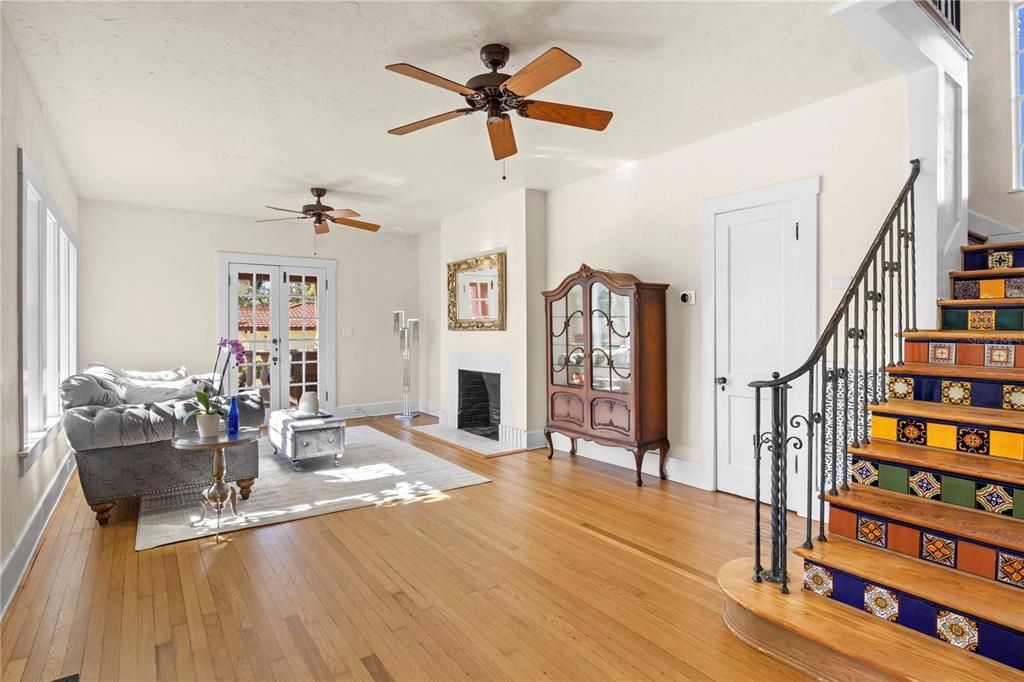 For Sale: $1,145,900 (3 beds, 2 baths, 2320 Square Feet)