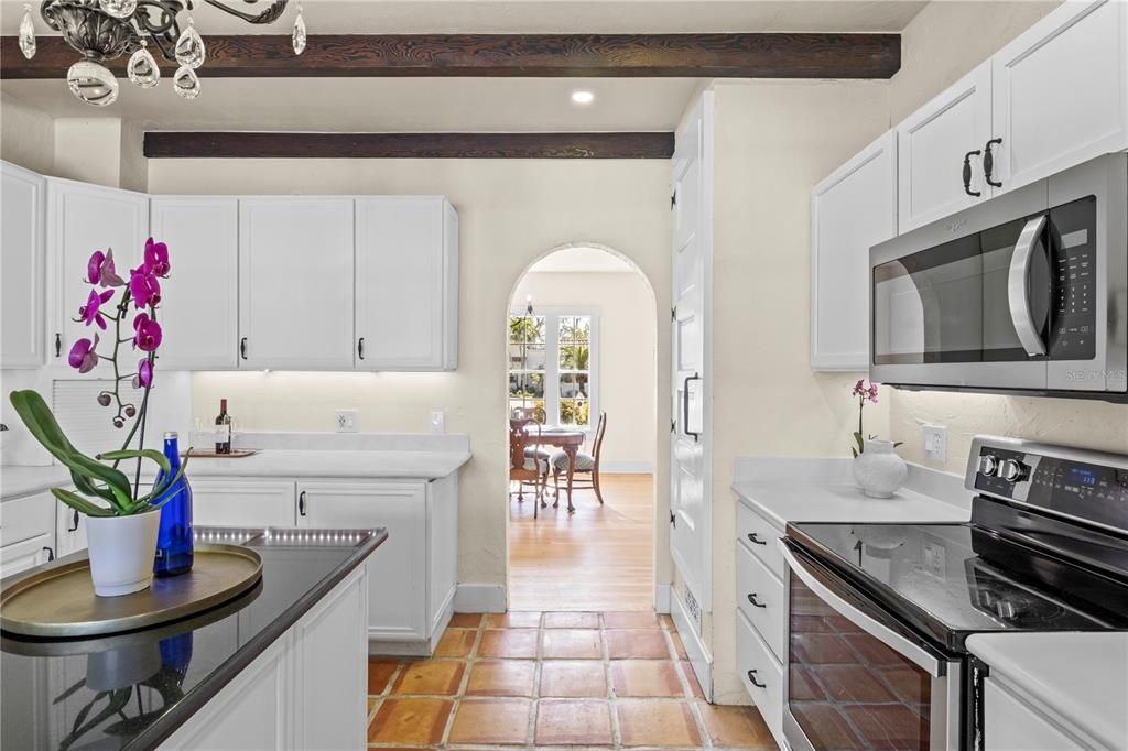 For Sale: $1,145,900 (3 beds, 2 baths, 2320 Square Feet)