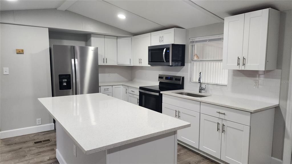 En Renta: $1,875 (3 camas, 2 baños, 924 Pies cuadrados)