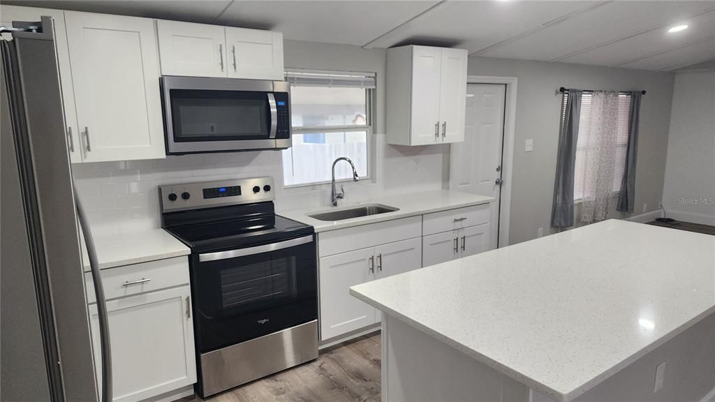 En Renta: $1,875 (3 camas, 2 baños, 924 Pies cuadrados)