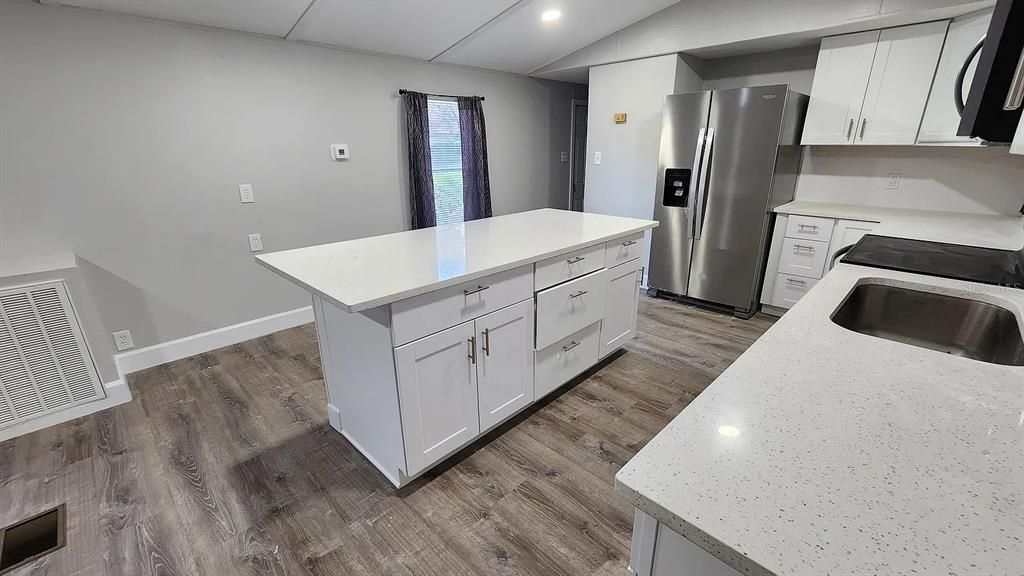 En Renta: $1,875 (3 camas, 2 baños, 924 Pies cuadrados)