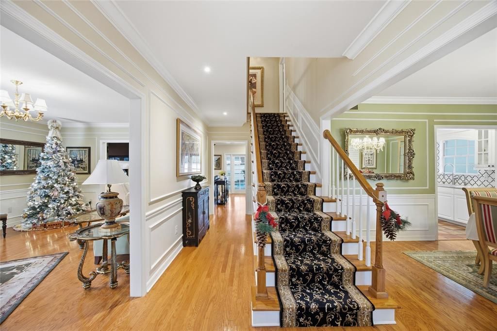 На продажу: $1,025,000 (4 спален, 2 ванн, 2848 Квадратных фут)