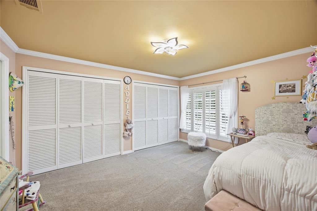 На продажу: $1,025,000 (4 спален, 2 ванн, 2848 Квадратных фут)