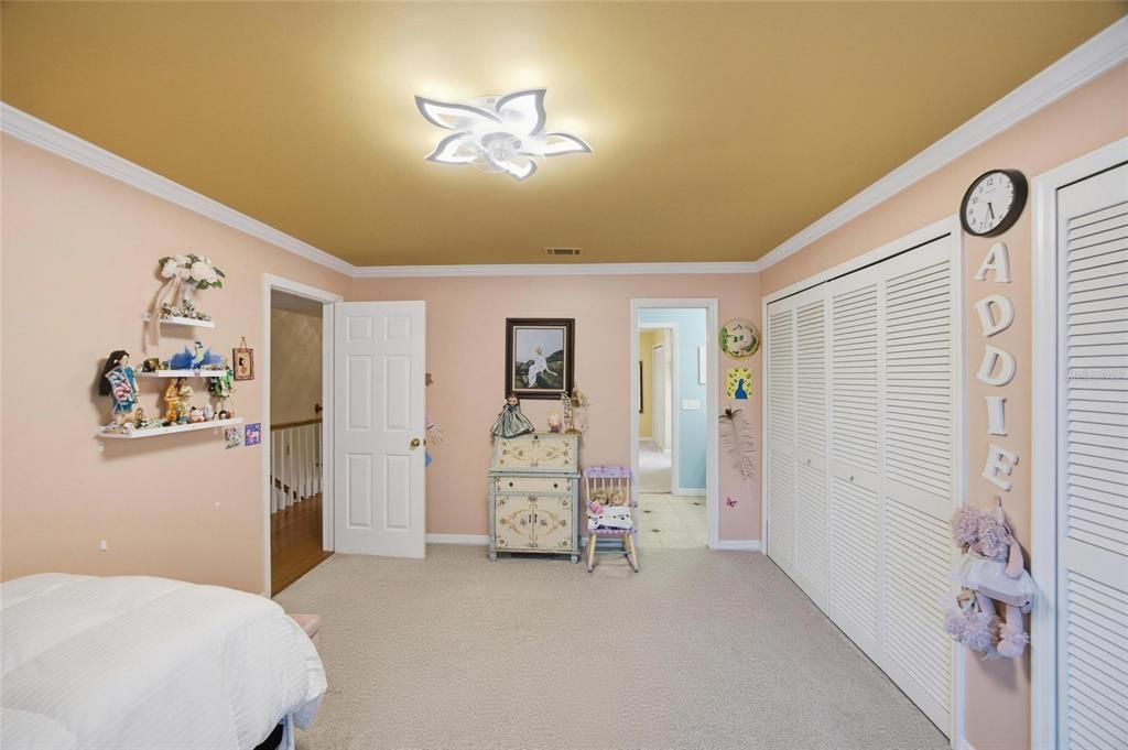 На продажу: $1,025,000 (4 спален, 2 ванн, 2848 Квадратных фут)