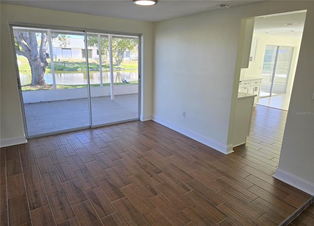 待售: $269,900 (2 贝兹, 2 浴室, 1334 平方英尺)