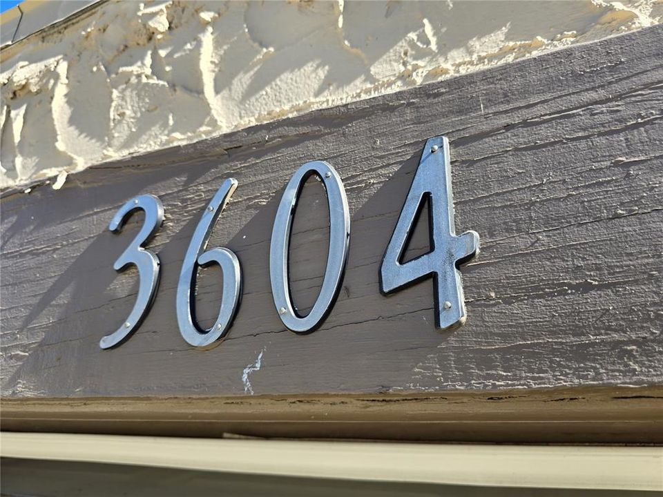 待售: $269,900 (2 贝兹, 2 浴室, 1334 平方英尺)