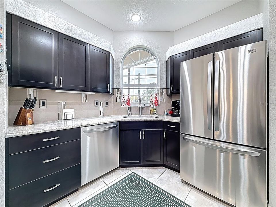 For Sale: $545,000 (3 beds, 3 baths, 1786 Square Feet)