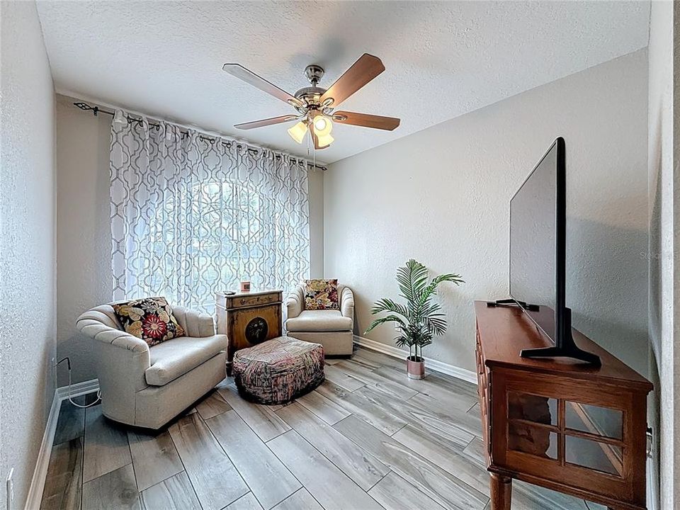 For Sale: $545,000 (3 beds, 3 baths, 1786 Square Feet)