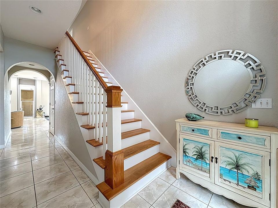 For Sale: $545,000 (3 beds, 3 baths, 1786 Square Feet)