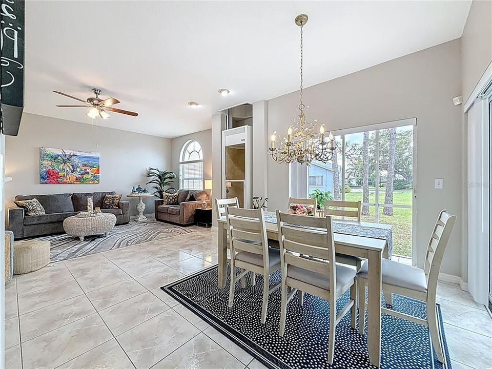 For Sale: $545,000 (3 beds, 3 baths, 1786 Square Feet)