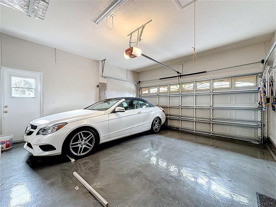 For Sale: $545,000 (3 beds, 3 baths, 1786 Square Feet)