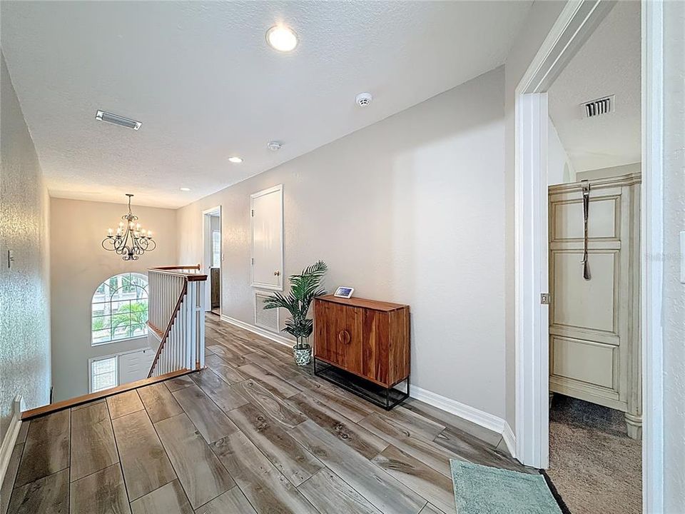 For Sale: $545,000 (3 beds, 3 baths, 1786 Square Feet)