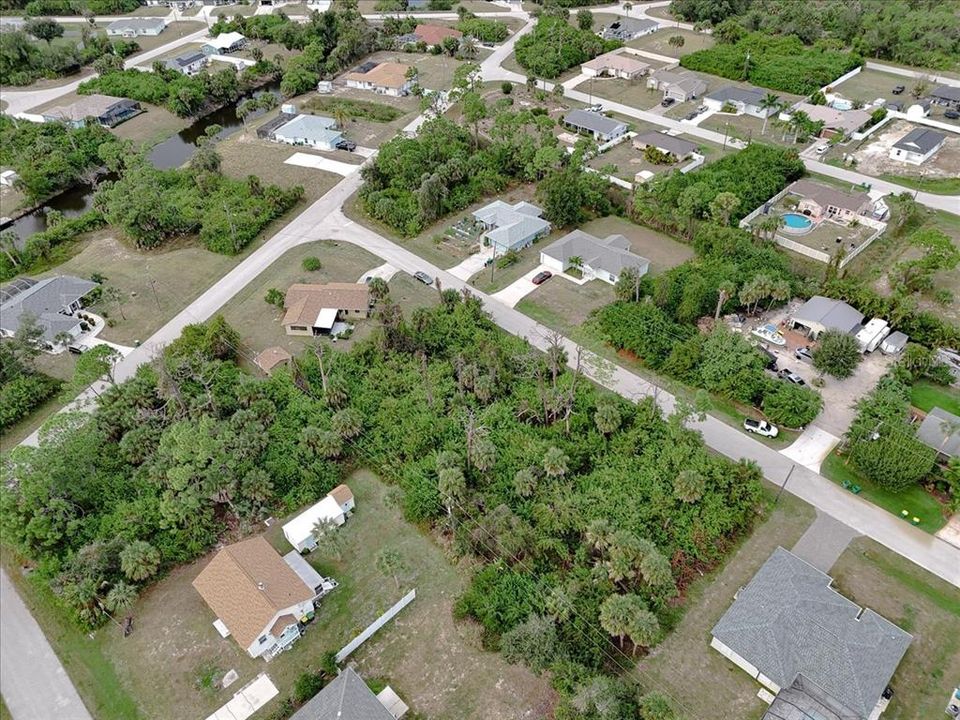 待售: $49,500 (0.23 acres)