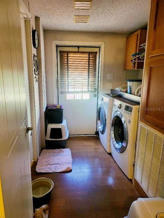 En Venta: $380,000 (4 camas, 2 baños, 2280 Pies cuadrados)