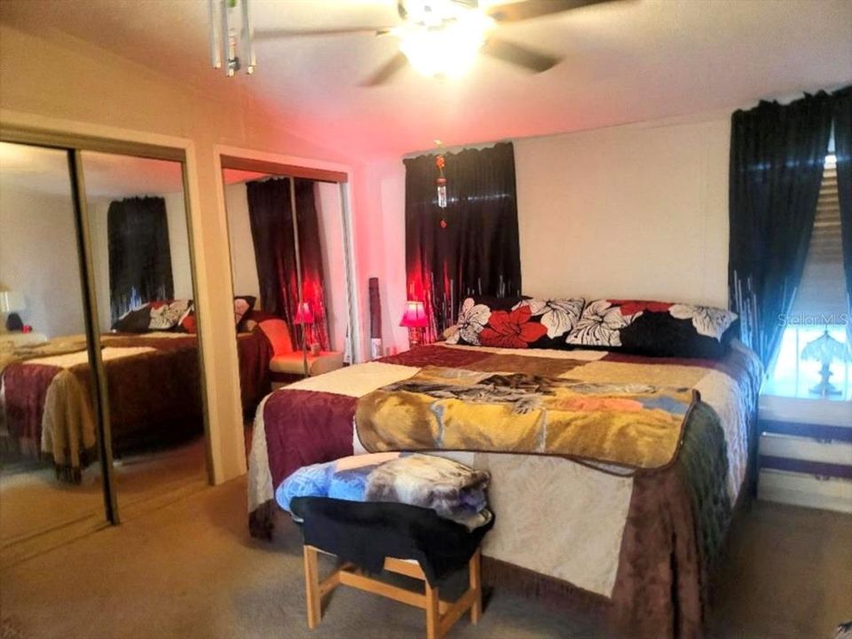 En Venta: $380,000 (4 camas, 2 baños, 2280 Pies cuadrados)