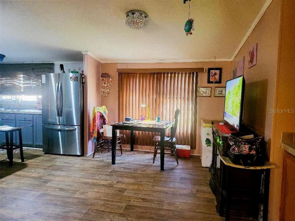 En Venta: $380,000 (4 camas, 2 baños, 2280 Pies cuadrados)