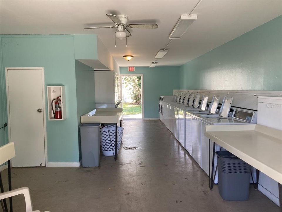 待售: $140,000 (1 贝兹, 1 浴室, 850 平方英尺)