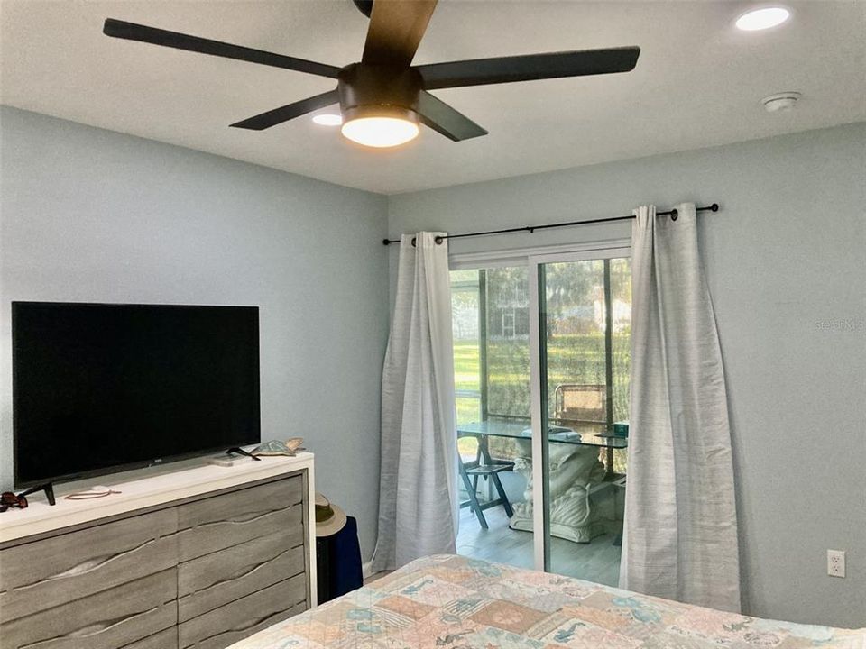 На продажу: $140,000 (1 спален, 1 ванн, 850 Квадратных фут)