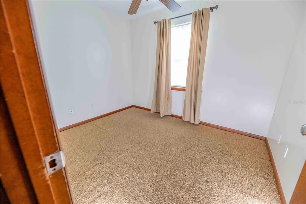 For Sale: $189,900 (3 beds, 2 baths, 1090 Square Feet)